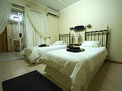 Uncle Toms Guest Houses B&B accommodation in Phalaborwa